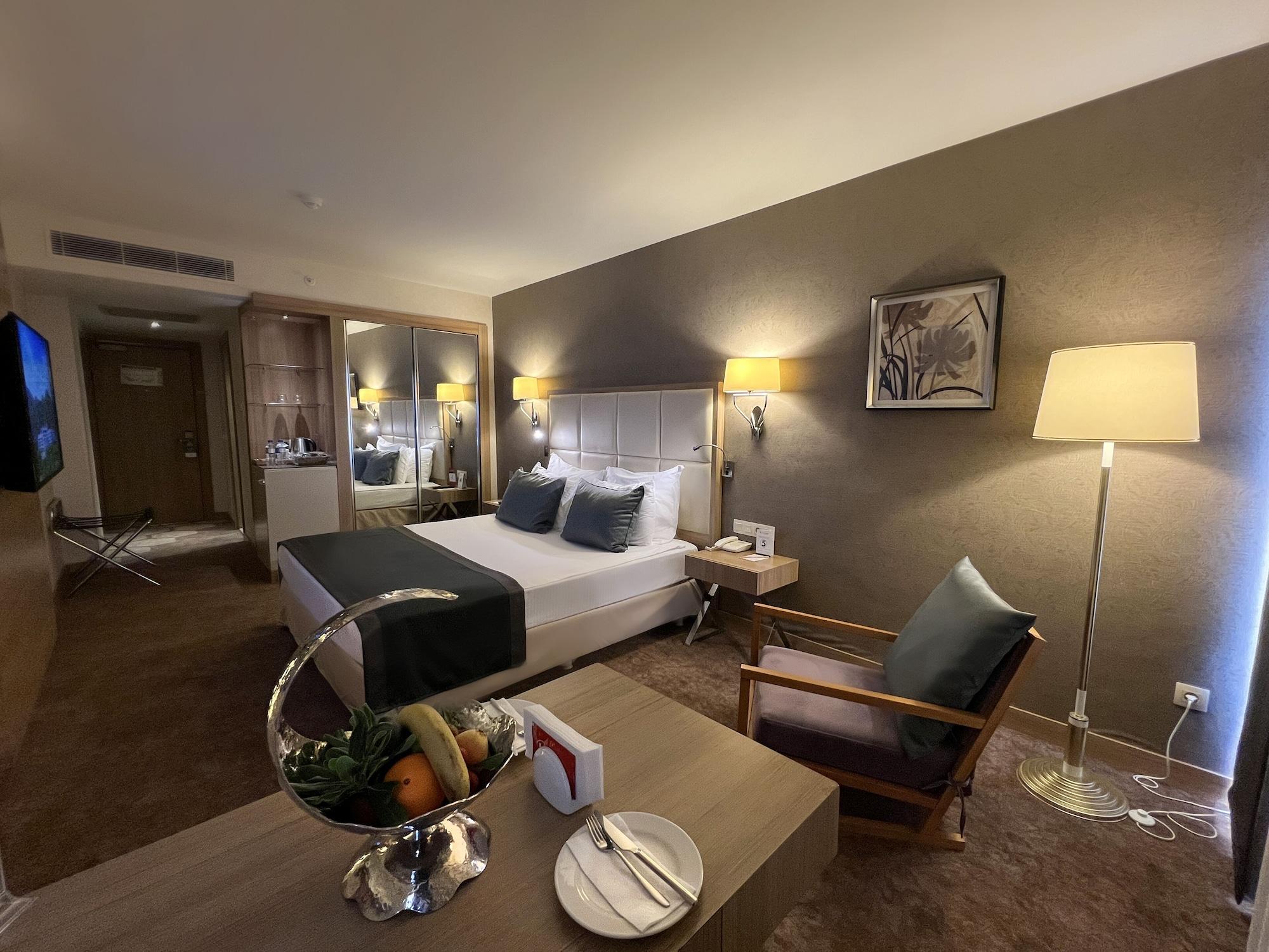 Kaya Izmir Thermal & Convention Екстер'єр фото