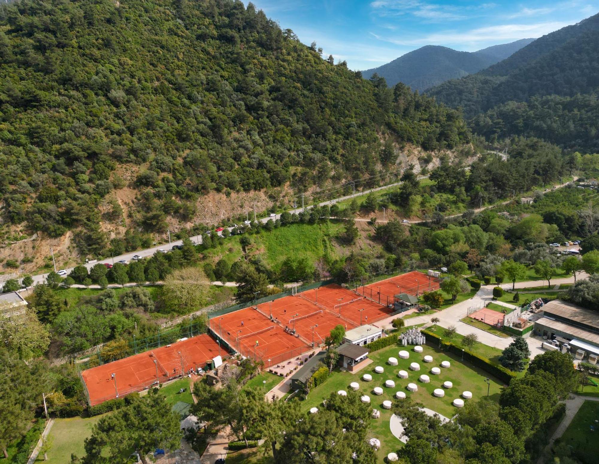 Kaya Izmir Thermal & Convention Екстер'єр фото